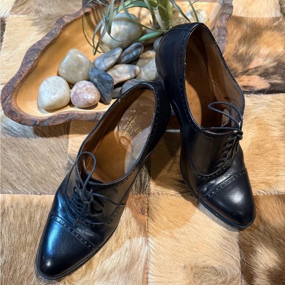 Brooks Brothers Black Leather Women's Loafers - Picture 1 of 12